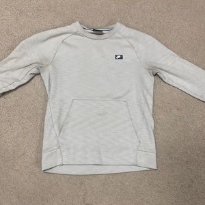 nike crew neck
